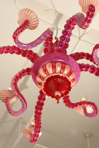 Illustration for article titled Tentacle Chandeliers (To Class Up the Place)